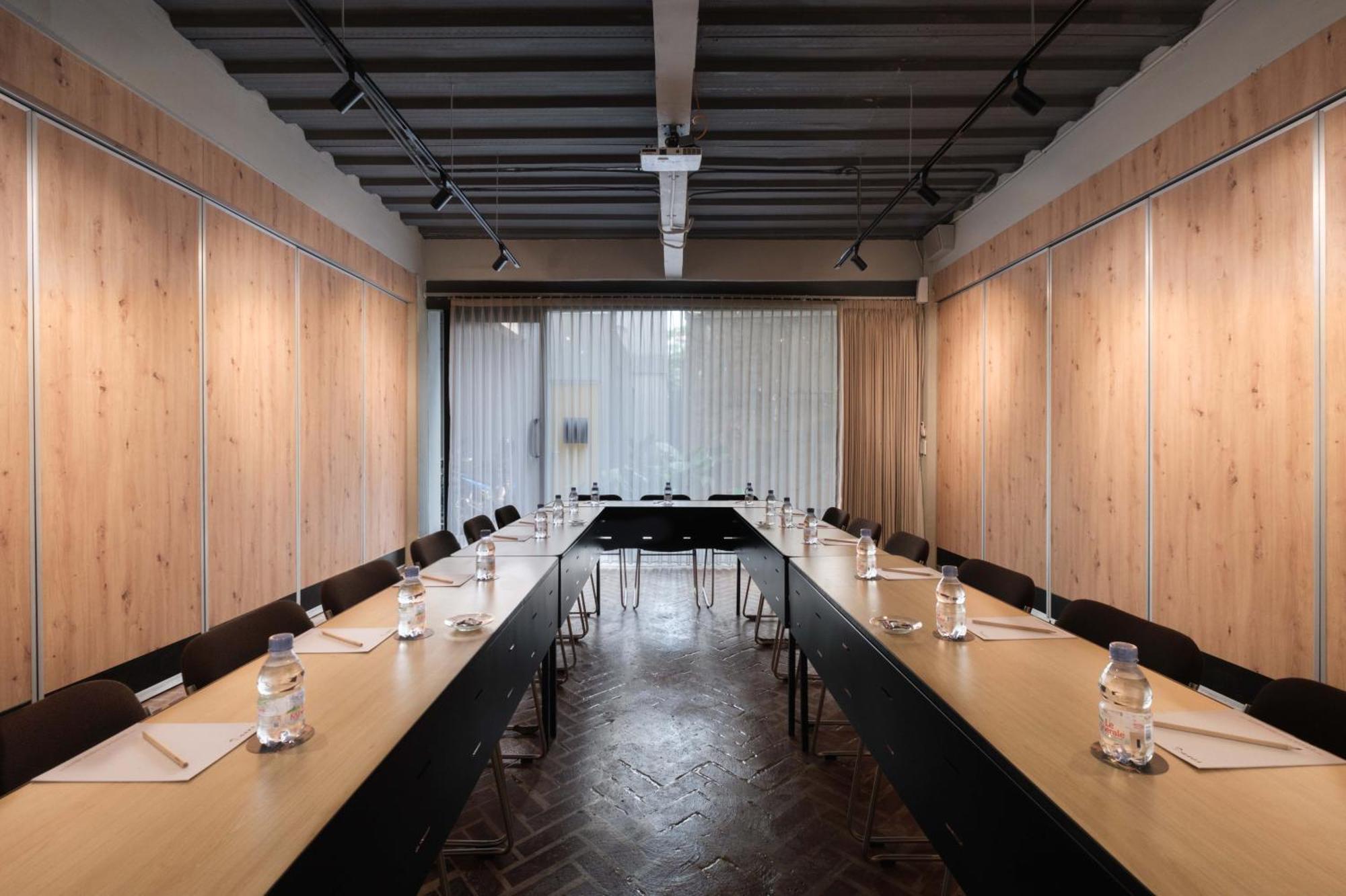 Teduh Simatupang Hotel Jakarta Luaran gambar