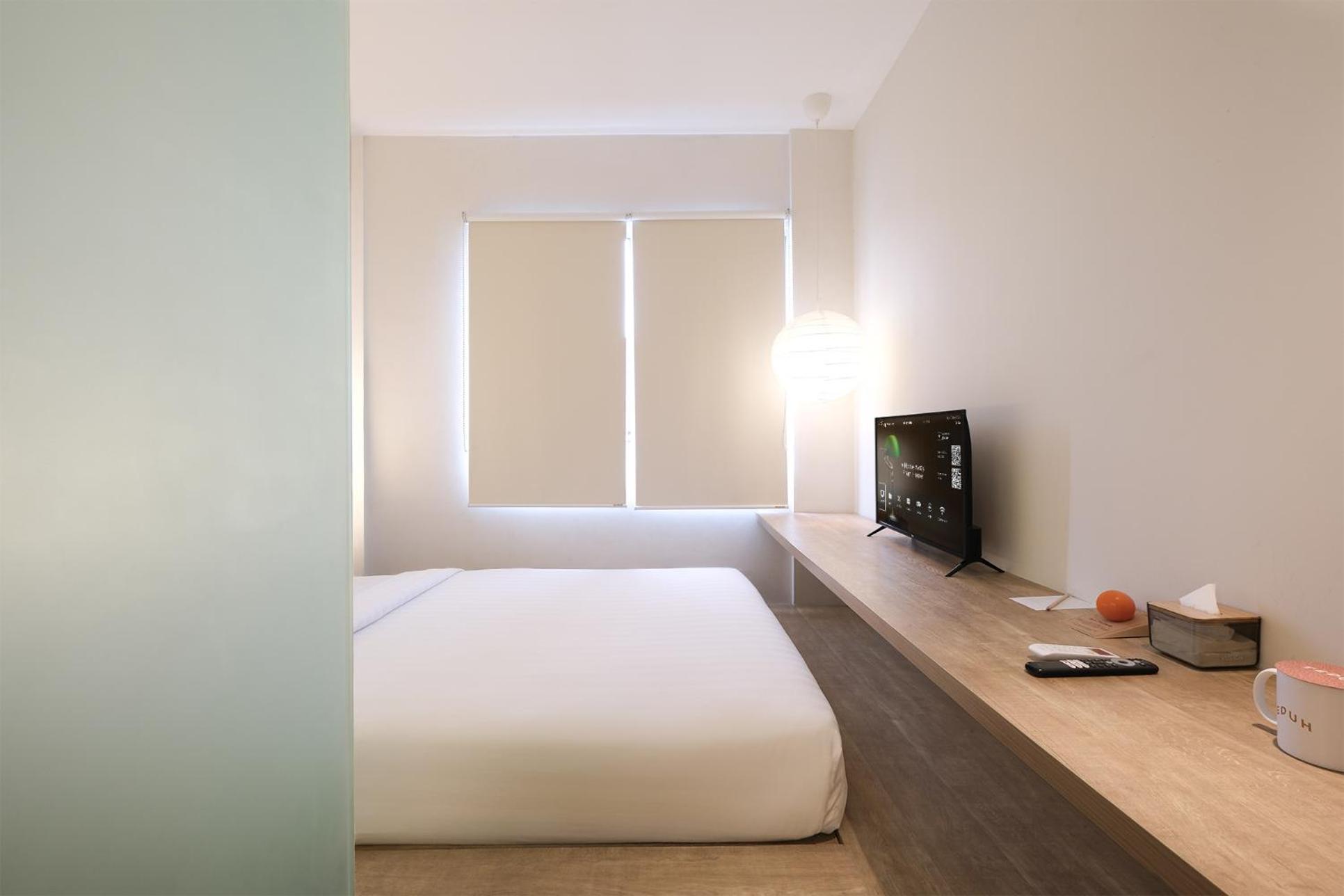 Teduh Simatupang Hotel Jakarta Bilik gambar